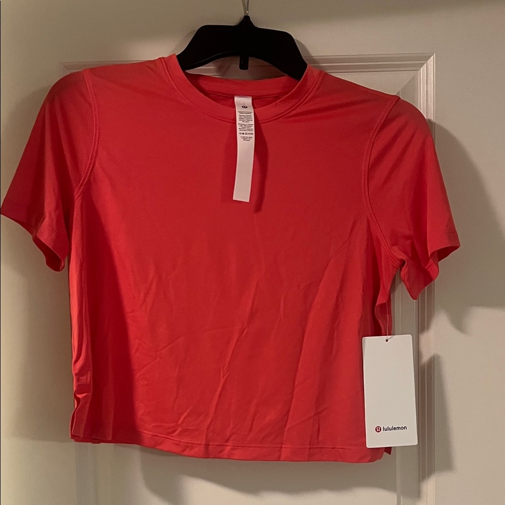 Lululemon Coral Ultralight waist-length T-shirt